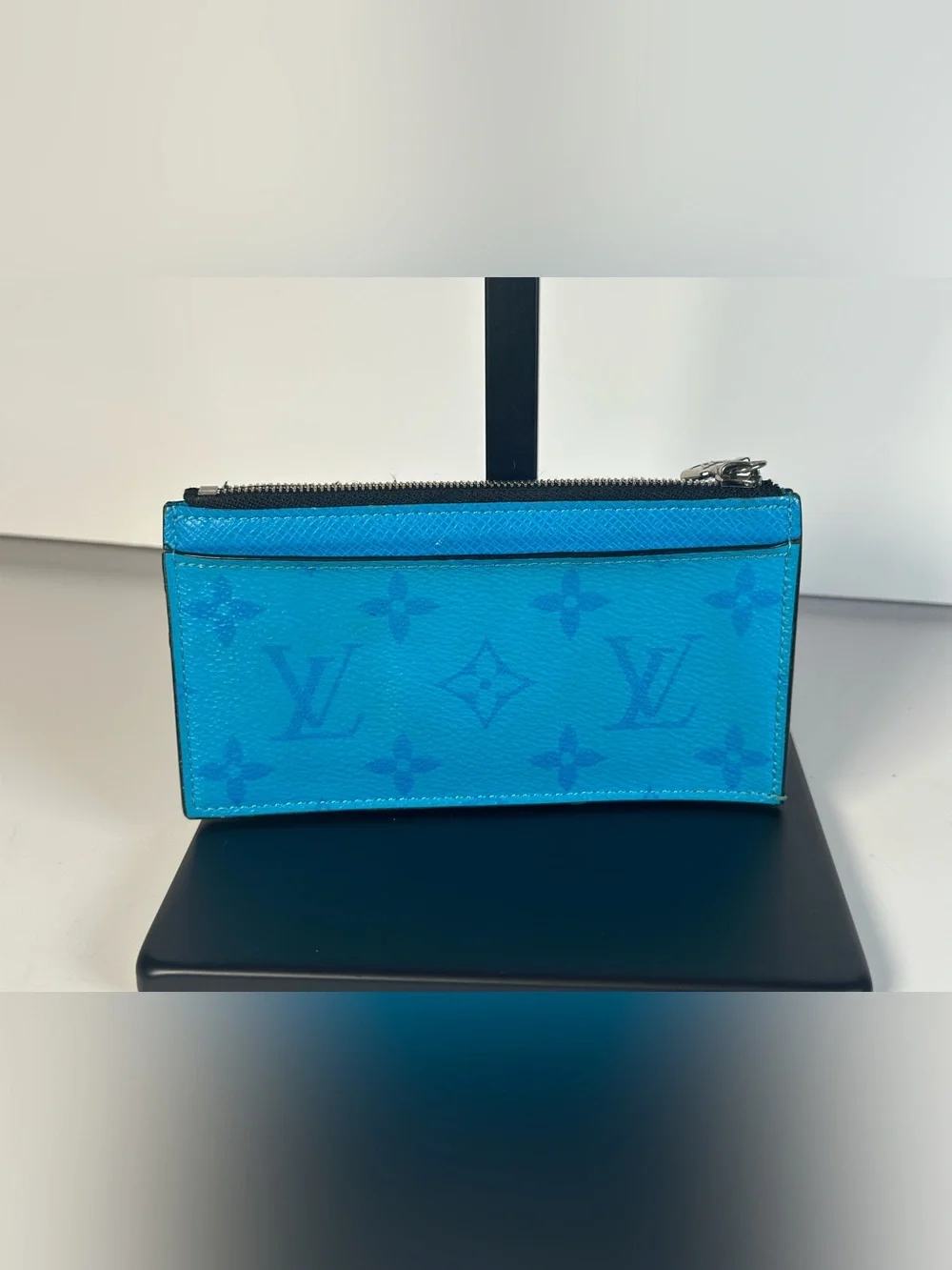 Authentic Louis Vuitton Taigarama Blue Lagoon Monogram Card Holder Wallet